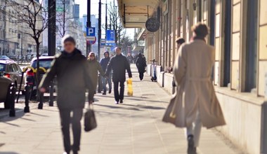 Polacy emigrują na potęgę. Te kraje wybieramy najczęściej