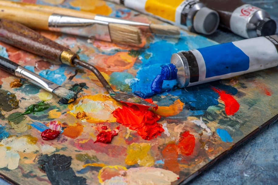 Polacy handlowali sfałszowanymi dziełami sztuki. Ojciec i córka zarobili miliony