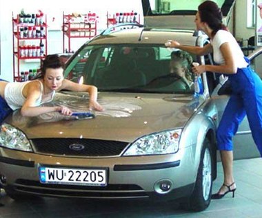 Polacy kochają swoje samochody