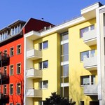 Polacy kupują zbyt dużo mieszkań na własność
