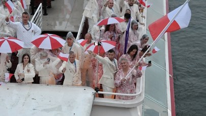 Polacy na Sekwanie! Niezwykłe widowisko w Paryżu [RELACJA]