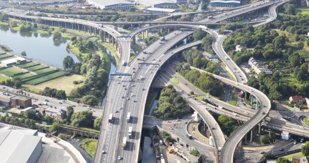 Polacy nie chcą płacić za angielskie autostrady /Informacja prasowa