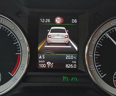 Polacy nie chcą systemów ograniczających prędkość w autach