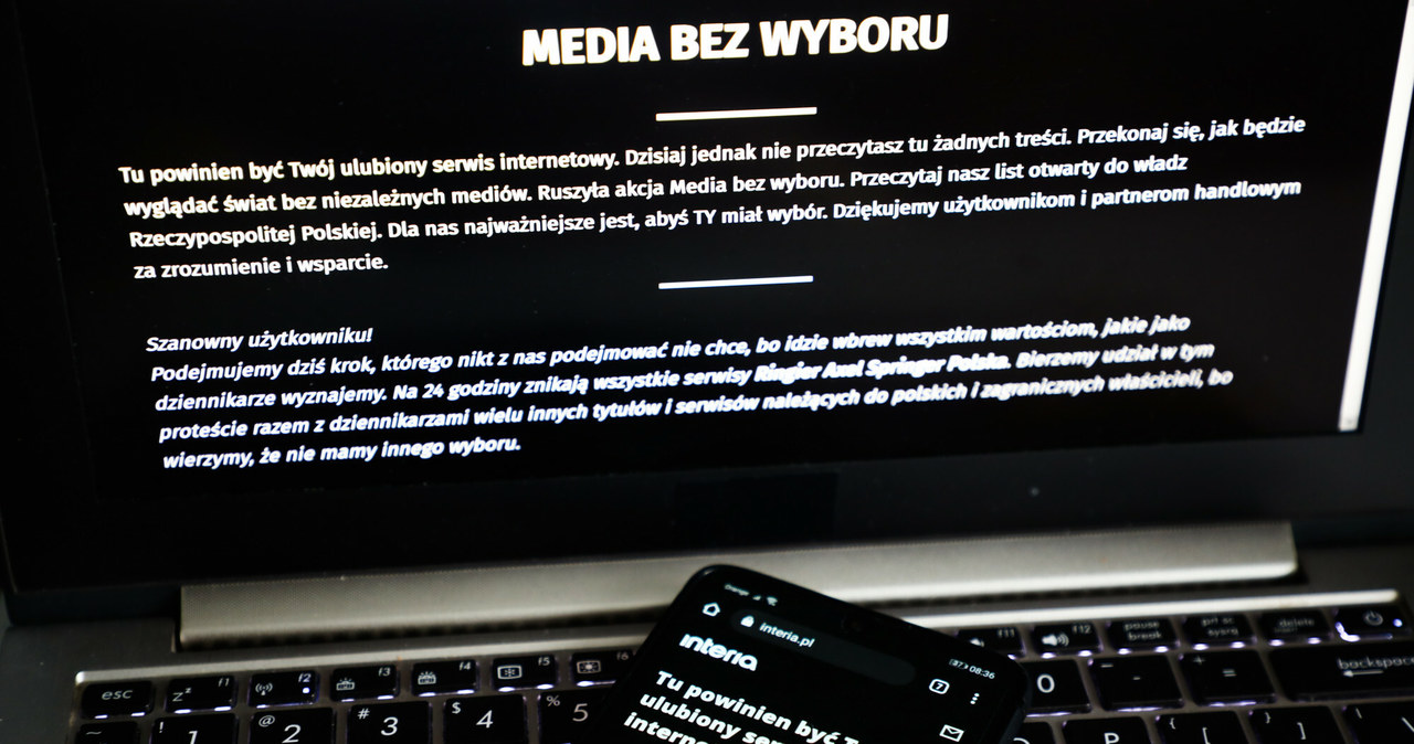 Polacy popierają protest mediów. Nie chcą wprowadzenia dla nich nowego podatku /Beata Zawrzel /Reporter