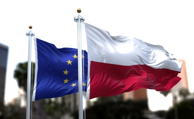 Polacy pozytywnie oceniają 20 lat obecności w Unii Europejskiej [SONDAŻ]