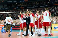 Polacy przegrali mecz inauguracyjny z Serbami