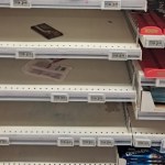 Polacy robili zakupy we włoskim markecie. Jeden produkt sprzedał się na pniu