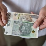 Polacy są coraz bardziej zadłużeni. Poznaliśmy najnowsze dane