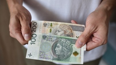 Polacy są coraz bardziej zadłużeni. Poznaliśmy najnowsze dane