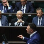 Polacy sceptyczni wobec koalicji PiS i Konfederacji. Mamy najnowszy sondaż