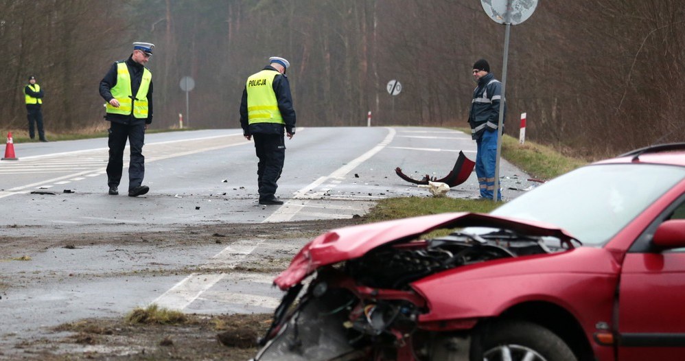 Polacy uważają polskie drogi za bezpieczne. I chcą jeździć szybciej /Piotr Jędzura /Reporter