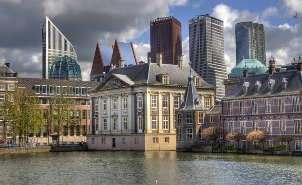 Polacy w Holandii bez meldunku. Szokujące praktyki agencji pracy