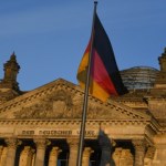 Polacy w Niemczech zarobią więcej. Berlin po cichu zachęca do emigracji