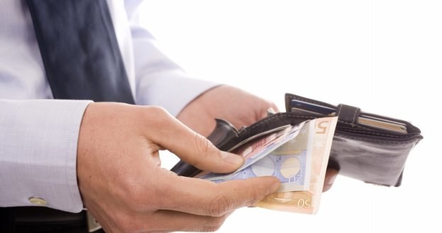 Polacy w Norwegii zarabiają trzy i pół razy więcej, od osoby pracującej w Polsce za 2 tys. zł /&copy; Panthermedia