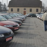 Polacy wydają 500+ na stare samochody