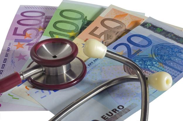 Polacy wydają dziś ok. 30 mld zł rocznie na prywatne leczenie /&copy;123RF/PICSEL