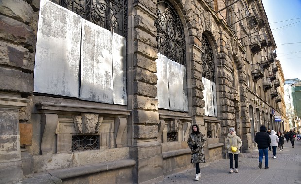 Polacy wysyłają na Ukrainę środki przeciwpożarowe do zabezpieczania zabytków