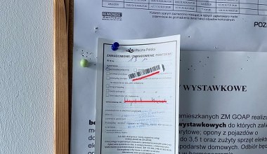 Polacy żegnają się z awizem, ale nie do końca. "Poczta wydrukuje listy i doręczy z pomocą listonoszy"