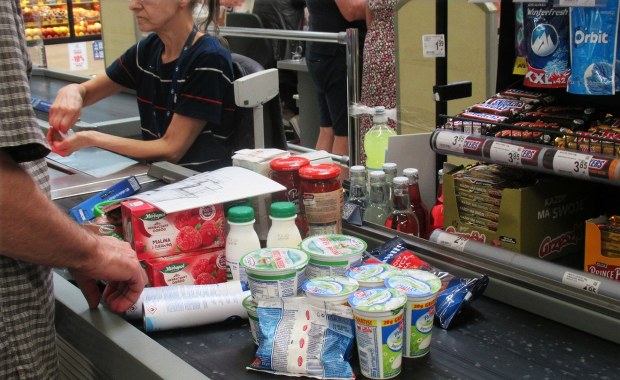 ​Polacy zmieniają nawyki. Co druga płatność już bez karty i gotówki