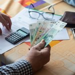 Polacy znają się na podatkach? Większość myśli, że nie płaci VAT i akcyzy