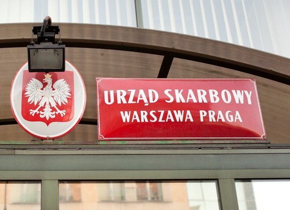 Polacy znaleźli sposób na odliczenie VAT /Karol  Serewis /East News