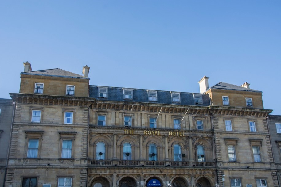 Połączony z dworcem budynek Royal Hotelu /Shutterstock