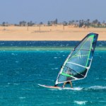 Połączyć pustynne safari z nurkowaniem. Kurort, który zakpił z otaczającej go przyrody