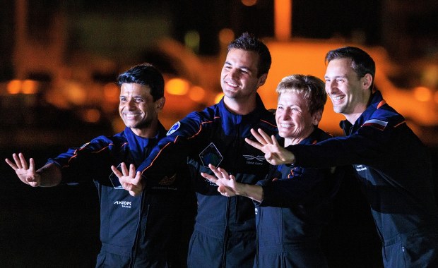 Polak leci w Kosmos! Rakieta Falcon 9 wystartowała z Florydy. Transmisja