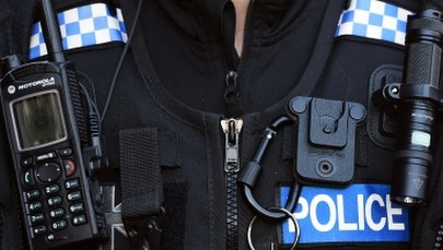 Polak zaatakowany w Wielkiej Brytanii. Bito go kawałkiem drewna i kopano