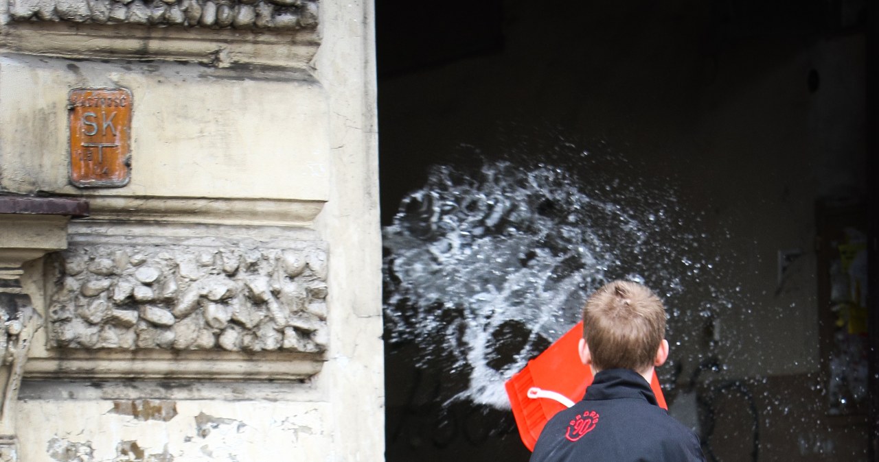 Polała się woda, posypały mandaty