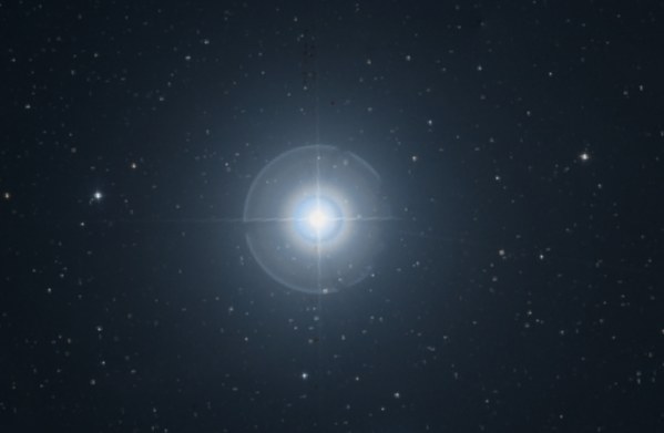 Polaris jest najjaśniejszą gwiazdą w konstelacji Małej Niedźwiedzicy. /Morigan 221 CC BY-SA 3.0 /Wikimedia