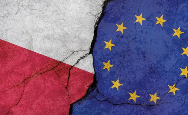 Polexit coraz bliżej? Wyniki najnowszego sondażu