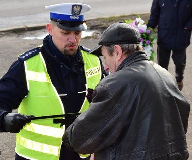 Policja apeluje do pieszych o noszenie odblasków