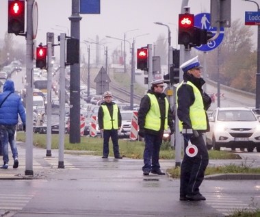 Policja apeluje do pieszych: Patrz i słuchaj!