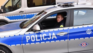 Policja kupi sto nowych i nieoznakowanych radiowozów