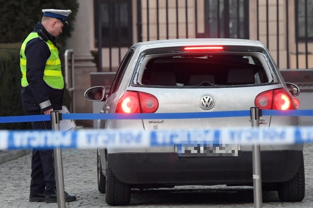 Policja na miejscu incydentu. /Radek Pietruszka /PAP