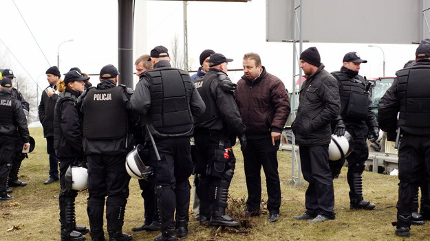 Policja na miejscu protestu /Michał Dukaczewski, RMF FM /RMF FM