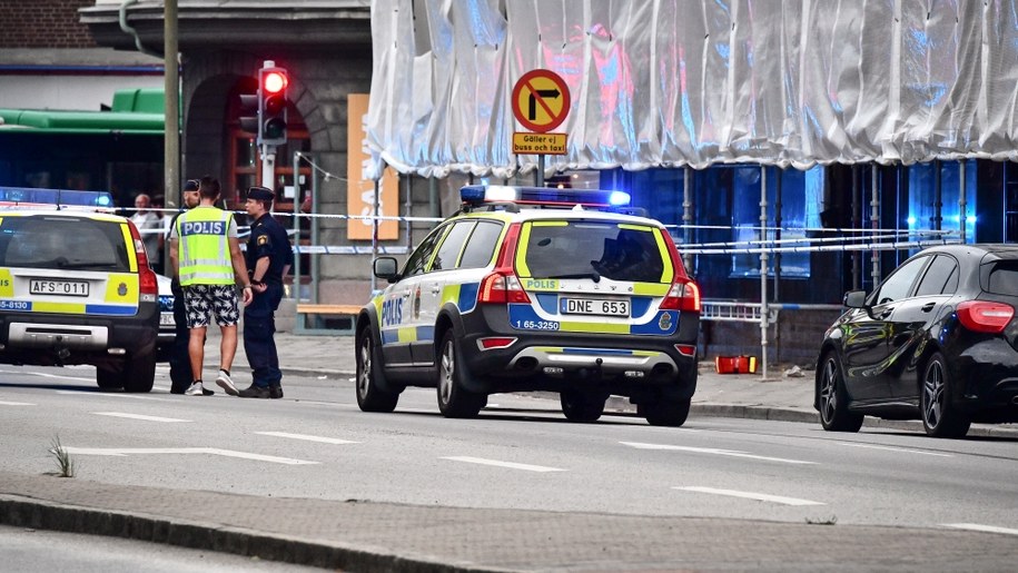 Policja na miejscu zdarzenia /JOHAN NILSSON/TT /PAP/EPA