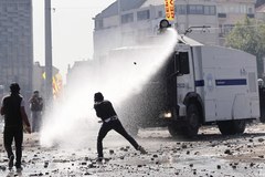 Policja opanowała plac Taksim w Stambule 