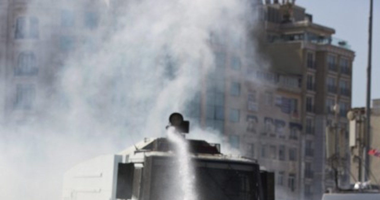 Policja opanowała plac Taksim w Stambule 