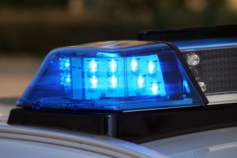 Policja otrzymała zgłoszenie o pijanej 12-latce /123RF/PICSEL /