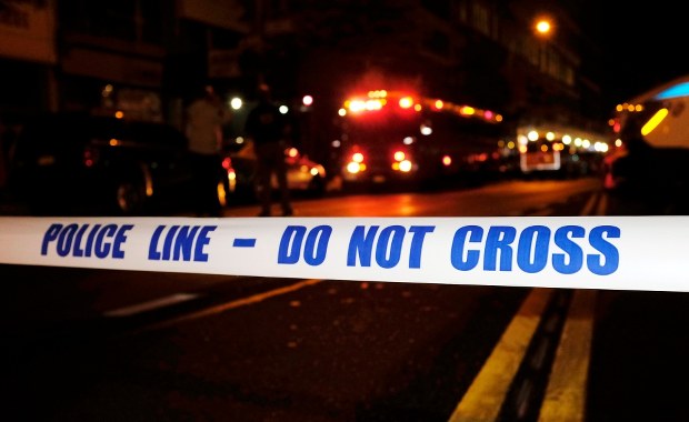 Policja postrzeliła autystyczne dziecko. 13-latek wpadł w szał, bo matka szła do pracy