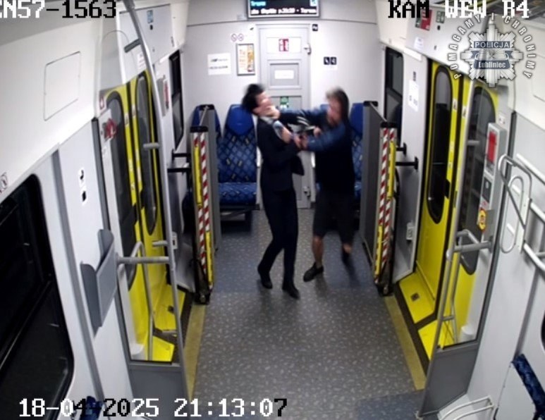 Policja poszukuje mężczyzny, który zaatakował kobietę /Policja