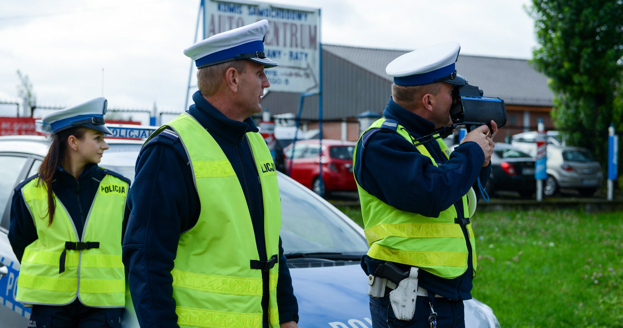 Policja prowadzi dziś specjalną akcję "Kaskadowy pomiar prędkości" /Adam Staskiewicz/ /East News