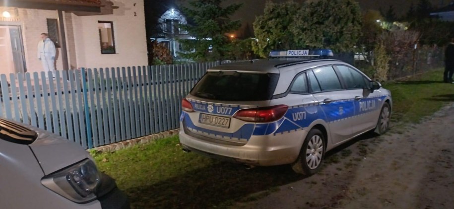 Policja przed domem w Pobiedziskach /Wielkopolska policja /