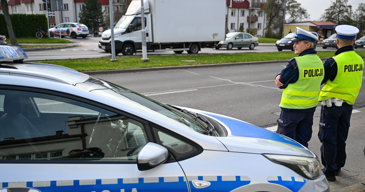 Policja przeprowadziła akcję "Znicz". Jakie są jej efekty? /Darek Delmanowicz /PAP