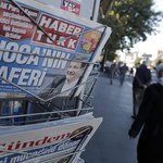 Policja skonfiskowała egzemplarze tureckiego tygodnika i zatrzymała naczelnego