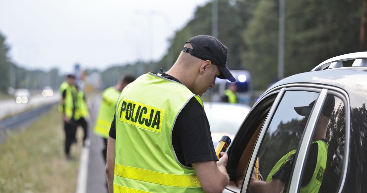 Policja szczególny nacisk położy na kontrole trzeźwości /Piotr Jędzura /Reporter