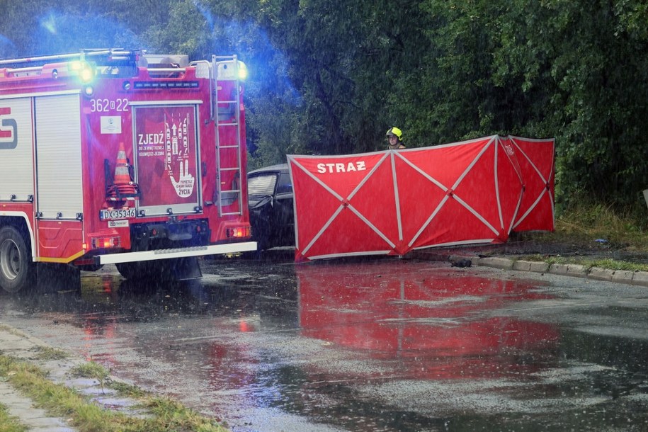 Policja szuka sprawcy wypadku /GAZETA WROCLAWSKA PIOTR KRZYZANOWSKI/POLSKA PRESS GRUPA /East News