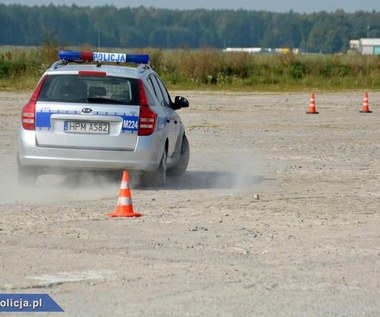 Policja uczy się szybkiej i bezpiecznej jazdy